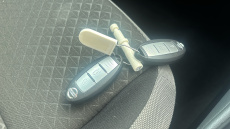 Nissan Juke 1.0 DiG-T 114 N-Connecta 5dr DCT Petrol Hatchback